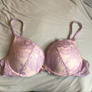 Victoria’s Secret Lace Push-Up Bra